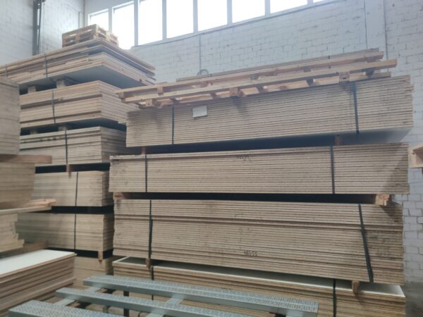 Spanplatten Länge 2.685 x 1040 mm / Stärke 38 mm – Bild 3