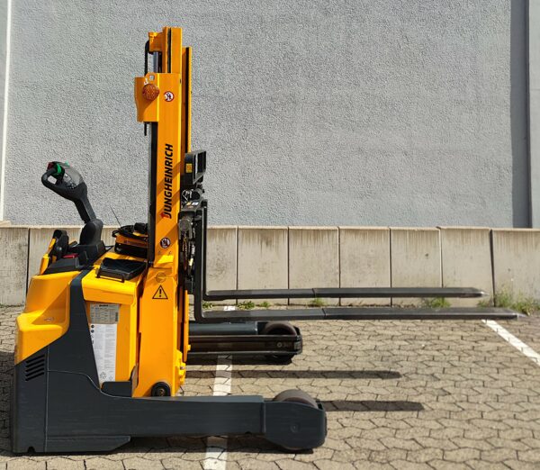 Jungheinrich ERV 308 Elektro Hochhubwagen / Freiträger / Hubhöhe 2.630mm / Seriennummer 91578379 / 3828 Betriebsstunden – Bild 5