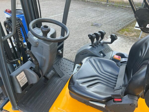 Jungheinrich EFG110 Elektro Frontstapler / Hubhöhe 3000mm / 1000kg Hubkraft / 5300 Betriebsstunden – Bild 4
