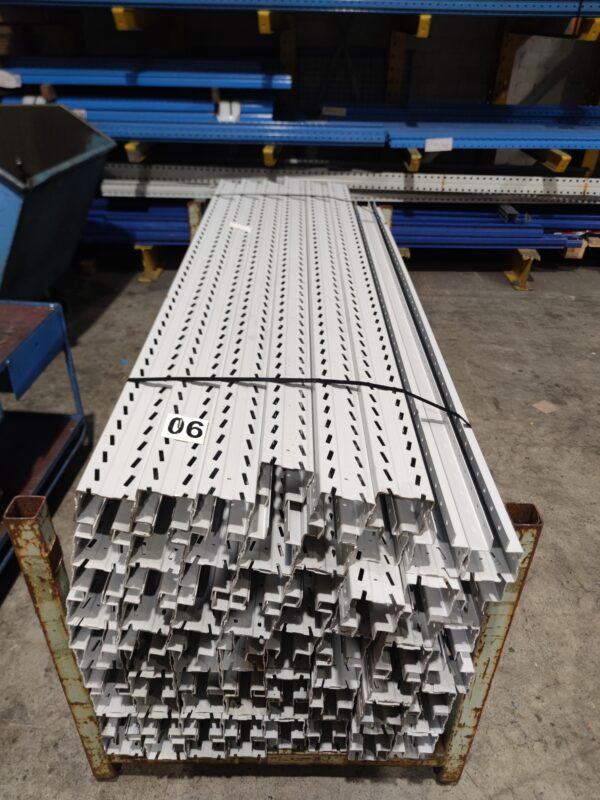 Tegometall CI Schwerlastregal Höhe 2200mm / Tiefe 1.000mm / Traversenlänge 1900mm / 1000Kg pro Palette / 72 Plätze – Bild 4