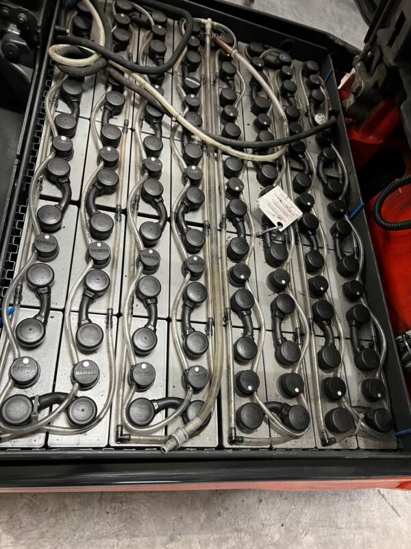 Linde Frontstapler E30 / 4x Verfügbar / Vollkabine / Hubhöhe 4.000mm / Hubkraft 3000 / Seitenschieber + Vorschub / Teleskopgabeln – Bild 14