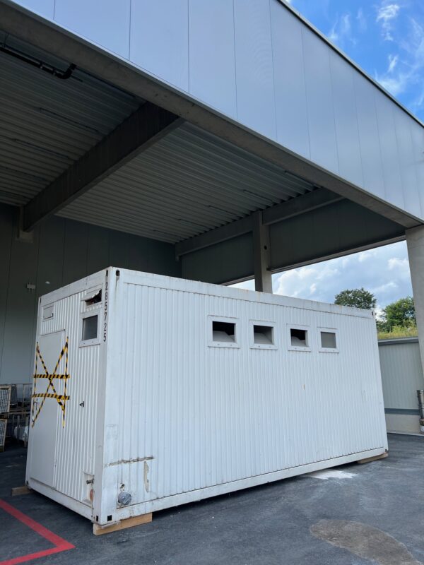 WC Container / Sanitärcontainer / Trennung Damen u. Herren / Gewicht ca. 4 Tonnen / sofort einsatzbereit – Bild 2