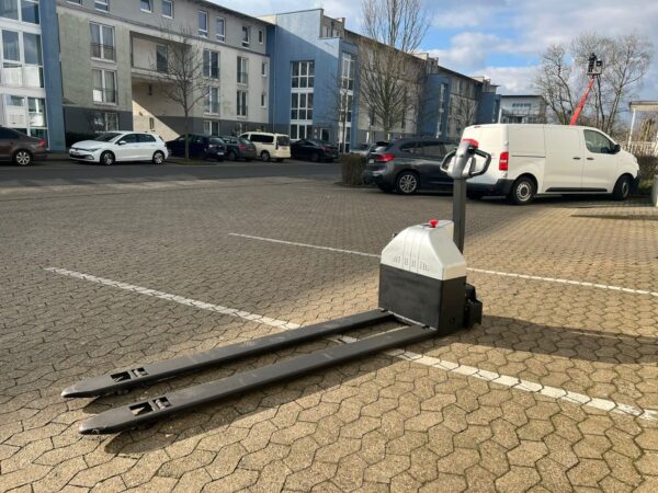 Silverstone Niederhubwagen / Hubkraft 1000 Kg / Seriennummer 426100444 – Bild 4