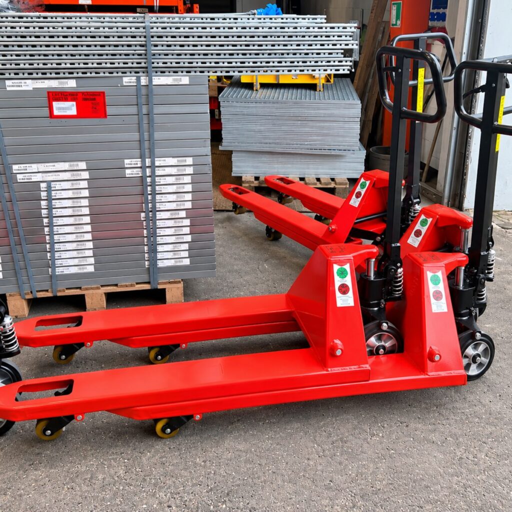 GS EVO pallet truck | Lift height 200 mm | Capacity 2,500 kg | New, image 2 of 3