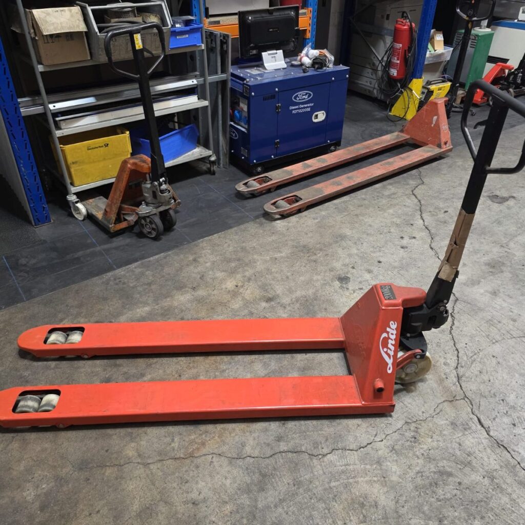 Linde Niederhubwagen HPT M 20 | Hubhöhe 200 mm | Tragkraft 2.000 kg | Neu